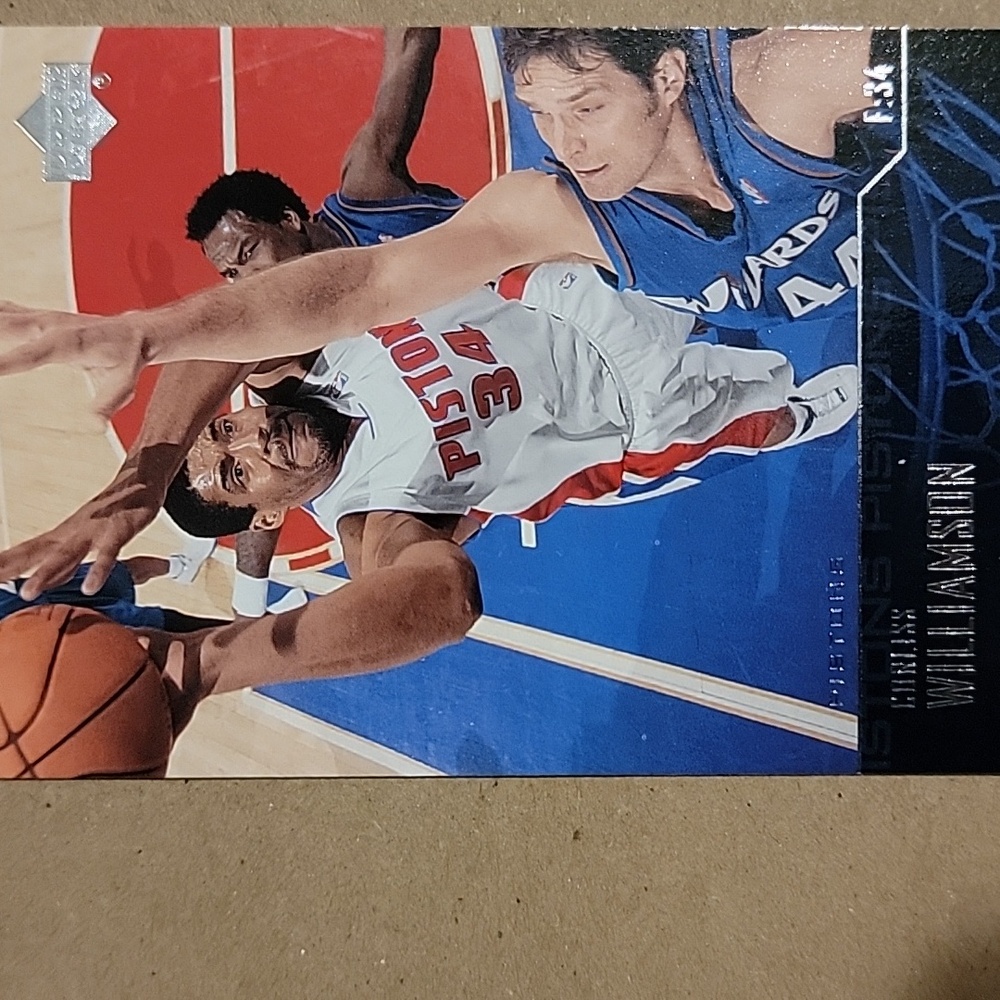 CORLISS WILLIAMSON Basketball Trading Card - Detroit Pistons